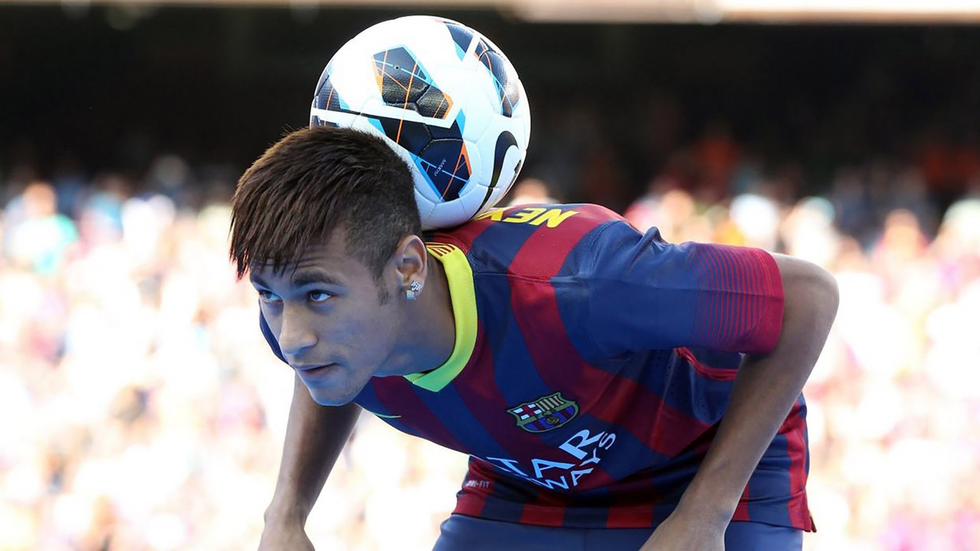 AYX手机版-疯狂一夜！开拓者更衣室发声，埃因霍温伤情更新，热刺远射炸裂